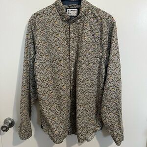 Express Slim Soft Wash Shirt with Floral Design